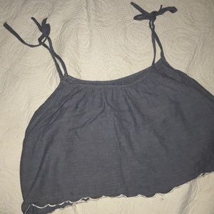 Hollister Spaghetti Tie Strap Flowy Crop Top M